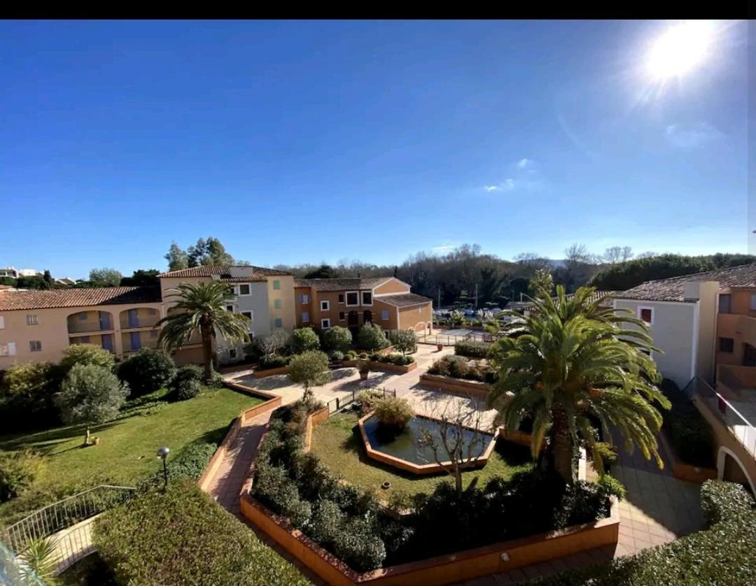 T2 Au Coeur Du Golfe De Saint Tropez Apartment โคโกแล็ง ภายนอก รูปภาพ