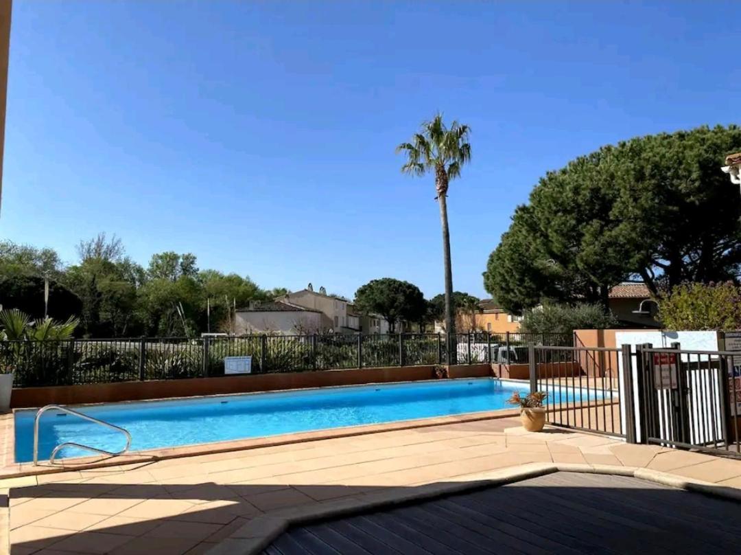 T2 Au Coeur Du Golfe De Saint Tropez Apartment โคโกแล็ง ภายนอก รูปภาพ