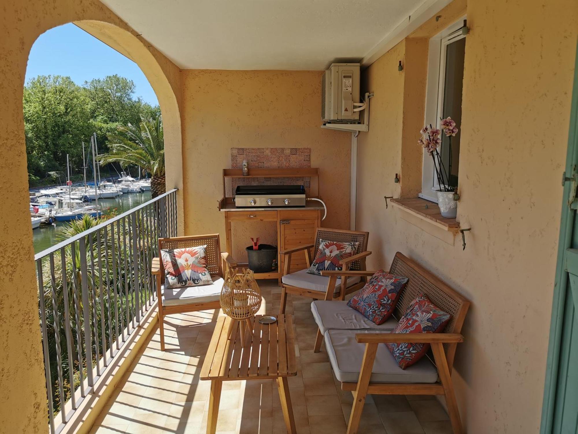 T2 Au Coeur Du Golfe De Saint Tropez Apartment โคโกแล็ง ภายนอก รูปภาพ